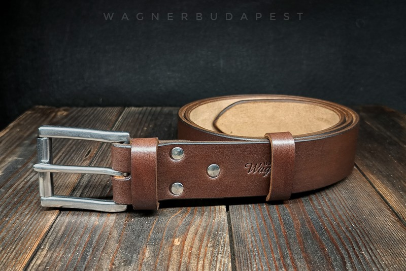 sötétbarna öv pergős inox csat